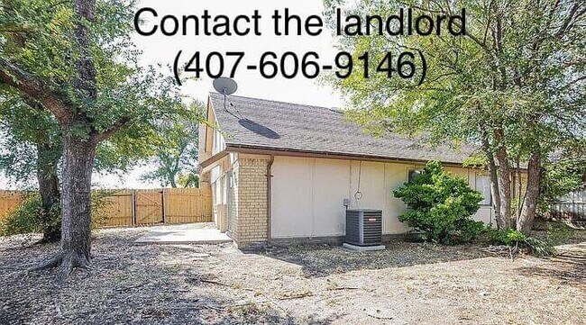 Foto del edificio - 2113 Deerfield Dr