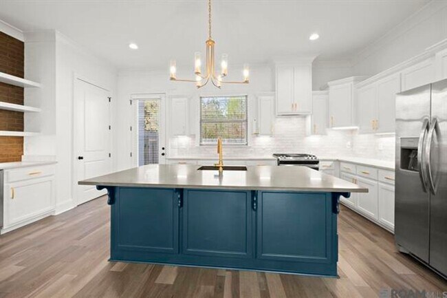 Foto del edificio - 5030 Myrtle Trail Dr