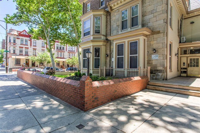 Foto del edificio - 3 br, 1.5 bath  - 4100 Locust St