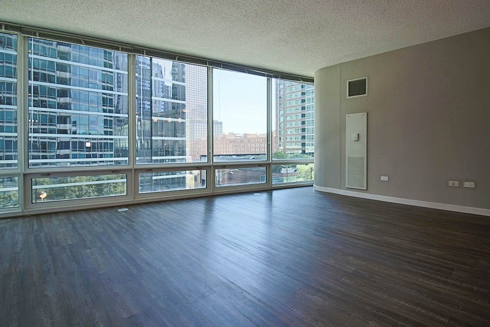 Photo - 441 E Grand Ave (Chicago, IL)