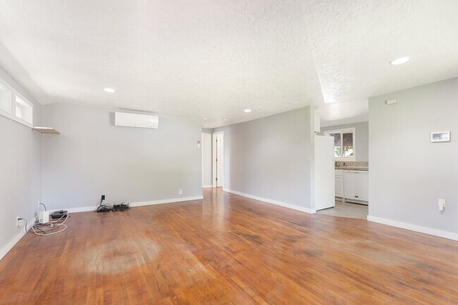 Foto del edificio - 227 NE 188th Ave