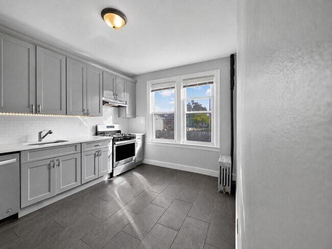 Foto del edificio - 86 W 45th St