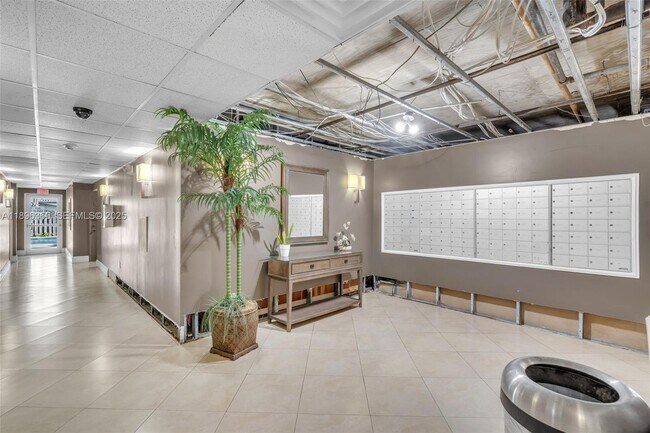 Foto del edificio - 13155 Ixora Ct