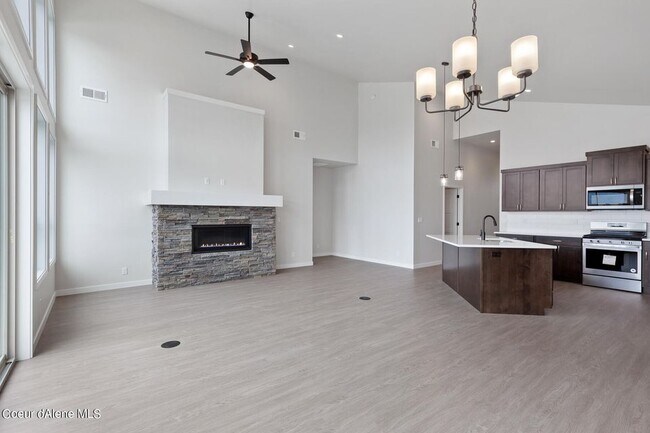 Foto del edificio - 1462 W Moselle Dr