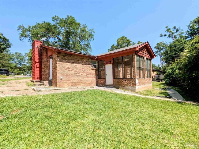 Foto del edificio - 815 Brook Meadow Ln