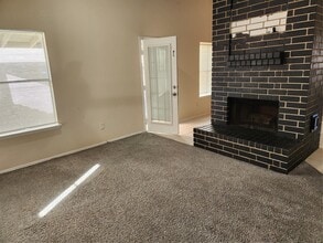 Building Photo - 3036 Walnut Springs Dr