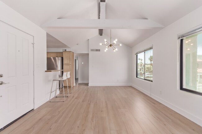 Foto del edificio - 10055 E Mountainview Lake Dr