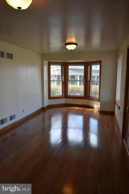 228 N Centre Ave Unit 1, Leesport, PA 19533 Room for Rent in Leesport