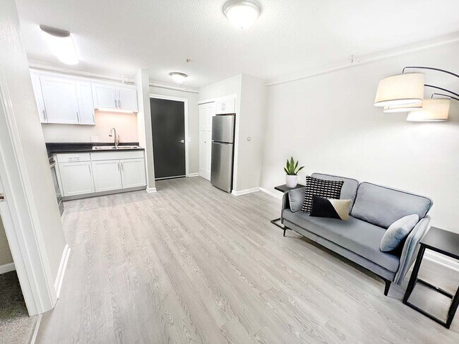 Espacio vital - 2100 Springport Apartments