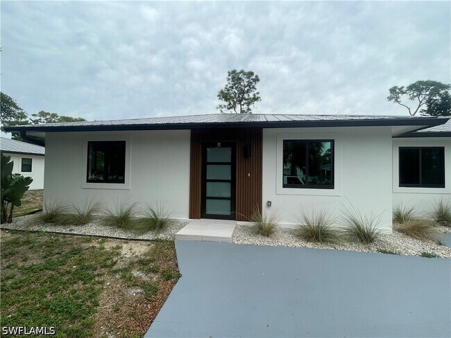 Foto del edificio - 3619 Poplar Way