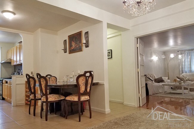 Foto del edificio - 99-45 67th Road #319R