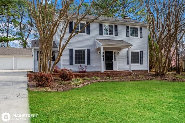 Building Photo - 7414 Shadowlake Dr