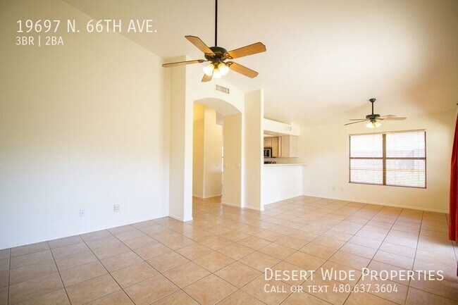 Building Photo - BEAUTIFUL 3BED+DEN, 2BATH HOME LOCATED NEA...