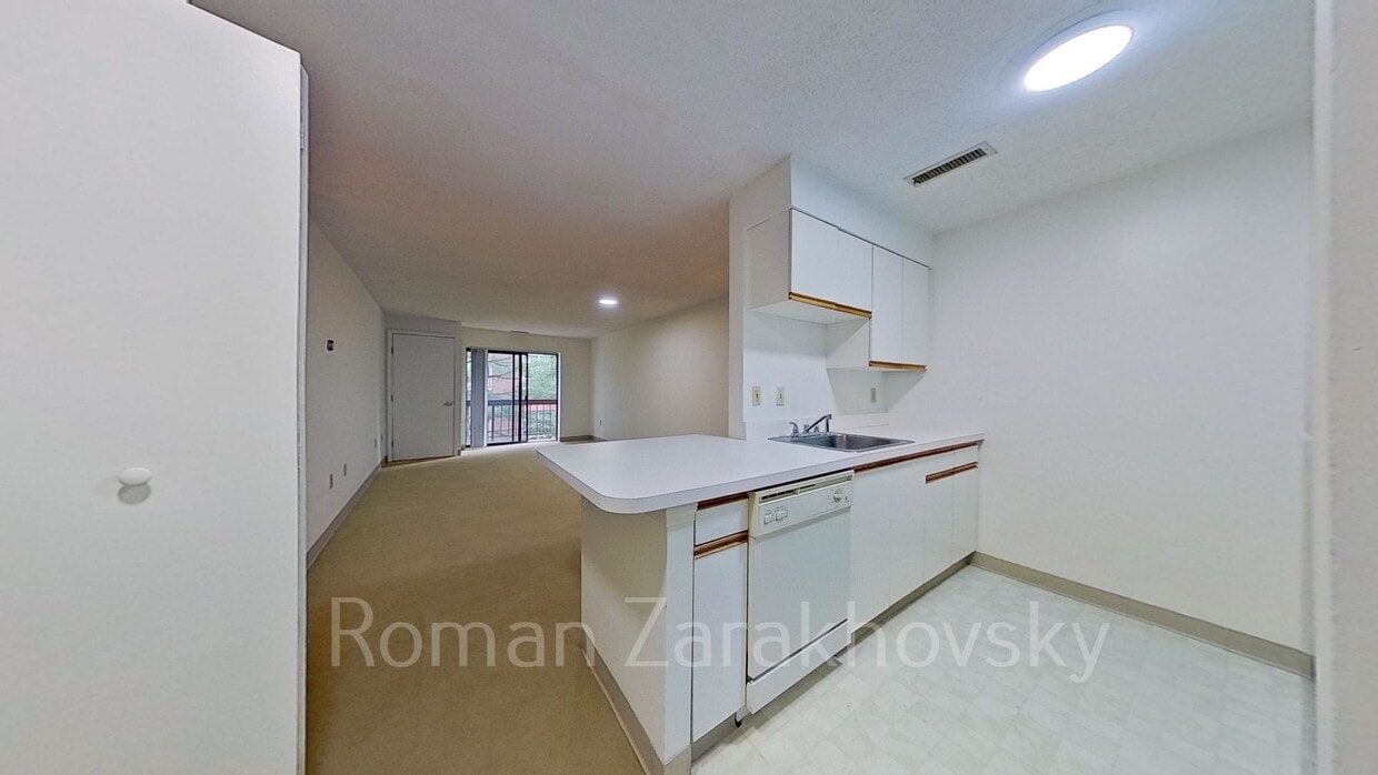 Photo - 25 Webster Ave (Somerville, MA)