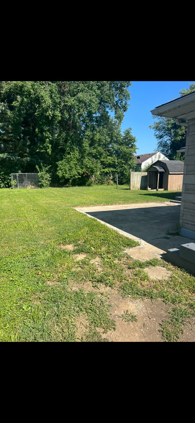 Building Photo - 8285 Walker Rd