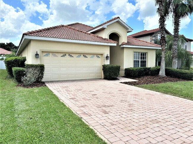 Building Photo - 1705 Altavista Cir