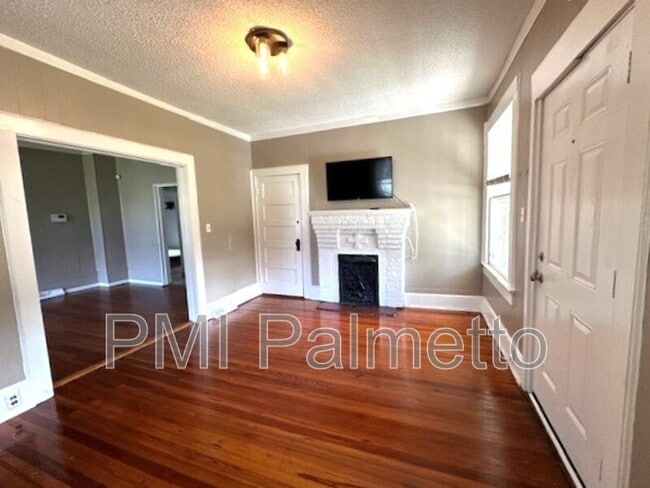 Building Photo - 2331 Santee Ave
