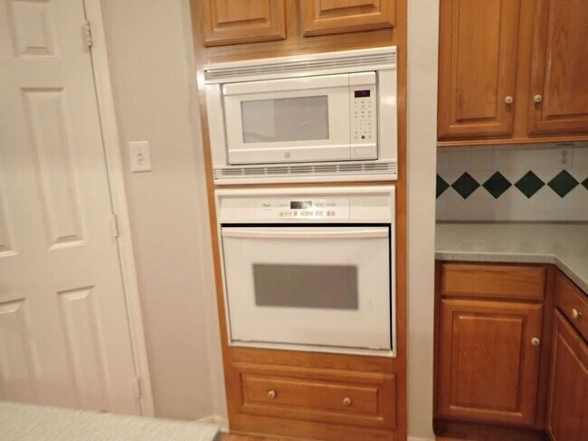 Foto del edificio - 1734 Teal Brook Ln