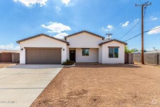 Building Photo - 8944 W Century Dr