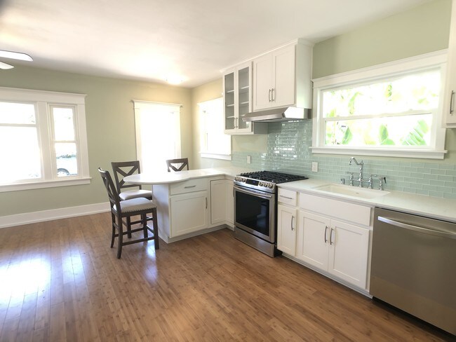 Foto del edificio - 770 Junipero Ave