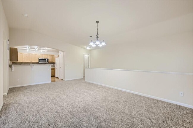 Building Photo - 1416 Whitehall Dr Unit A