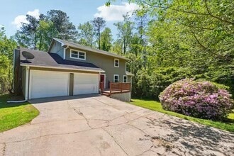 Building Photo - 230 Chaffin Ridge Trce
