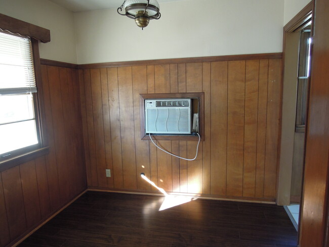 dining room - 5734 Fulcher Ave