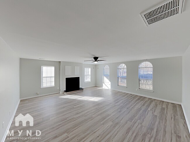 Building Photo - 7515 Pence Pond Ln