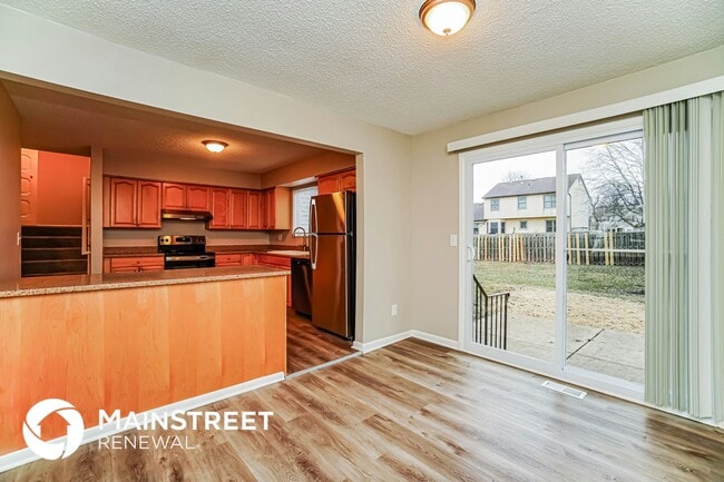 Building Photo - 6464 Firethorn Ave