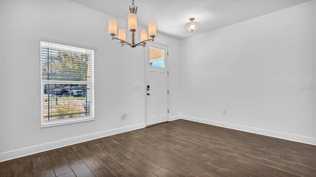 Foto del edificio - 3407 W Grace St