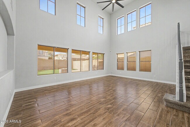 Building Photo - 17446 W Yavapai St