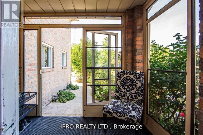 Building Photo - 4193 Powderhorn Crescent