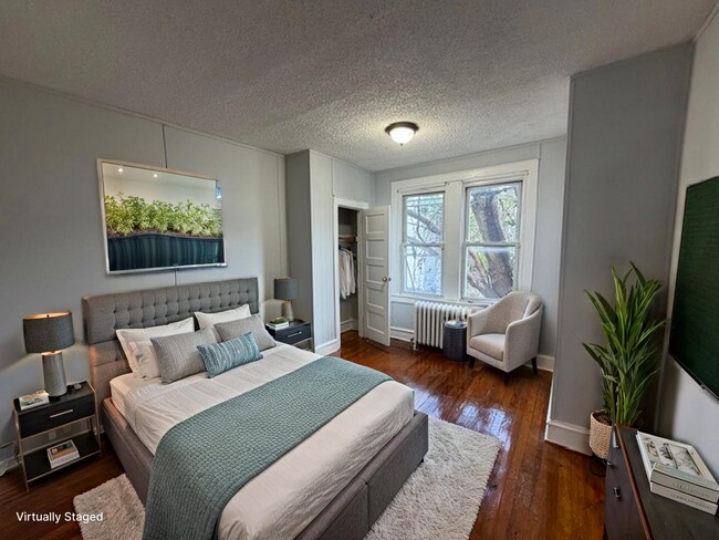 Foto del edificio - 5928 N Lawrence St