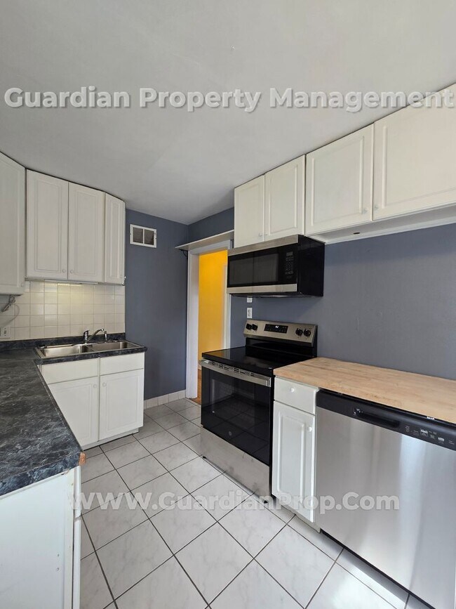 Foto del edificio - Available Now! NE Minneapolis Single Famil...