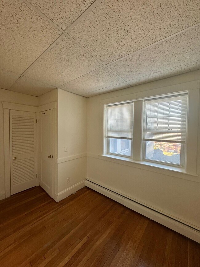 Foto del edificio - 31 College Ave