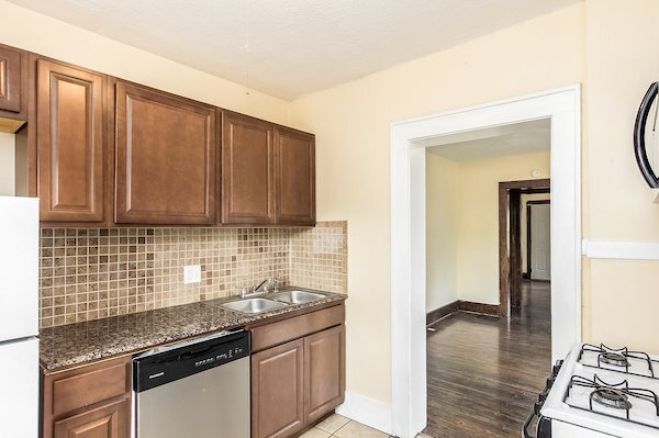Foto del edificio - 415-429-429 Clinton St