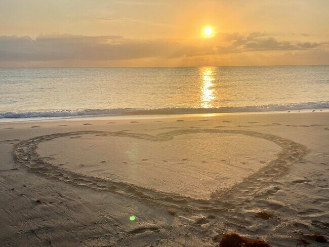 Foto del edificio - 926 Kokomo Key Ln