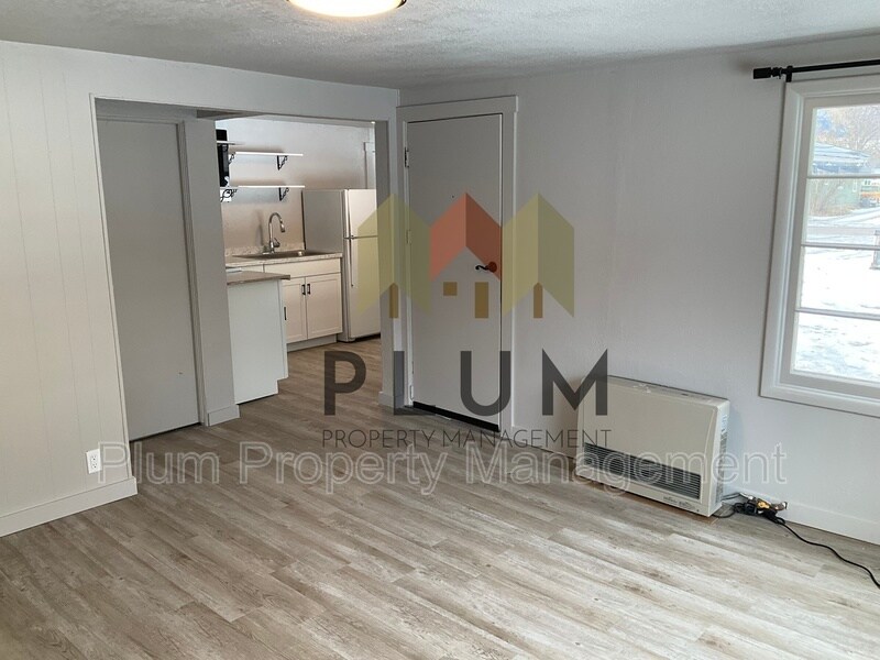 Foto principal - 705.5 Cleveland St