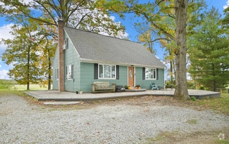 Building Photo - 10359 Harney Rd