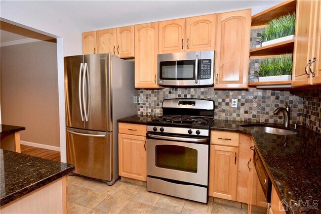 Foto del edificio - 1209 Stoneridge Cir