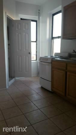 Foto del edificio - 644 E 14th St