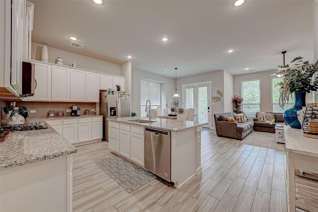 10005 Red Beadtree Pl, Shenandoah, TX 77385 House Rental in