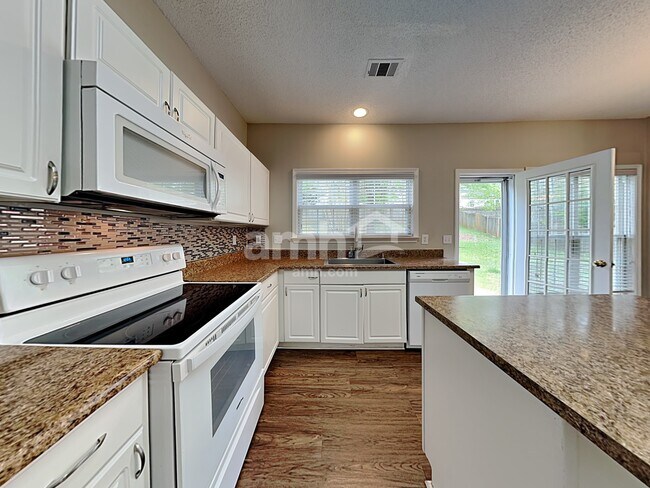 Foto del edificio - 121 Cotter Lane