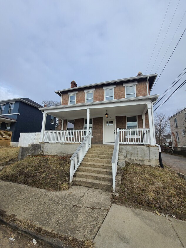 Primary Photo - 426 Wilson Ave
