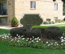 Foto principal - 325 Hillcrest Dr