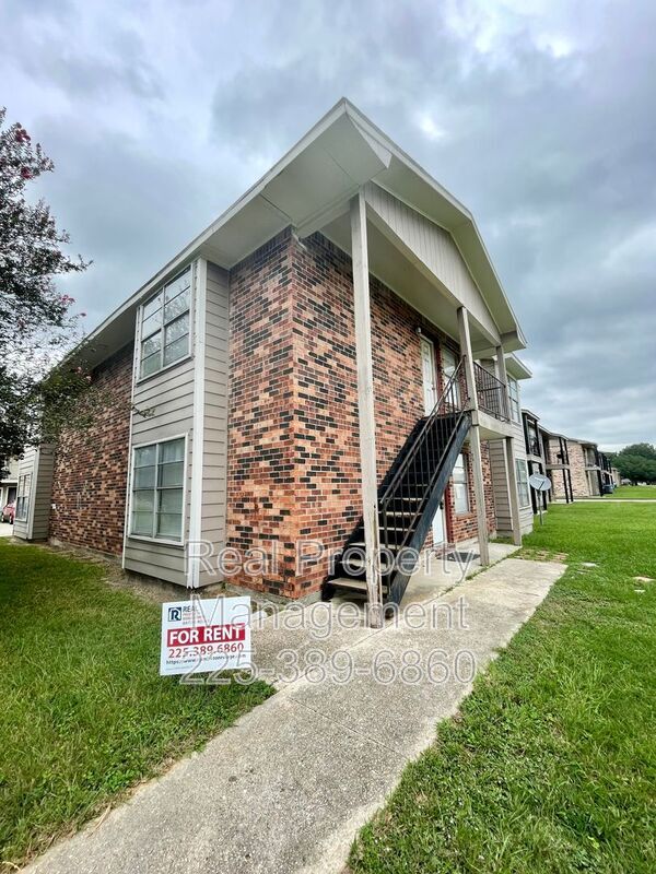 Foto principal - 1005 Shilo St