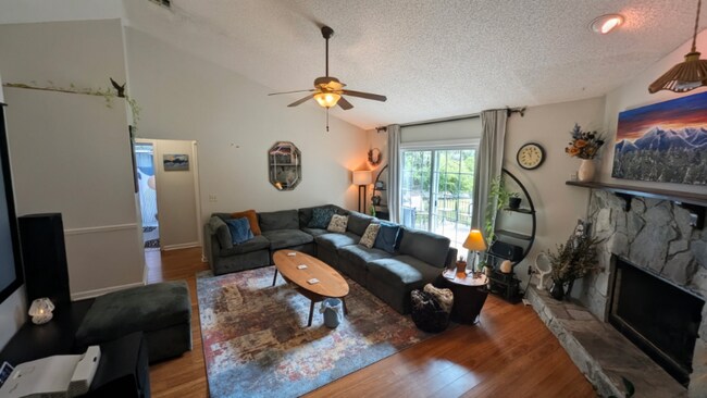 Building Photo - 11574 St Josephs Rd