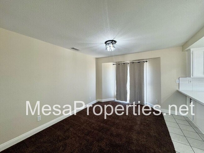 Foto del edificio - 17787 Birch St