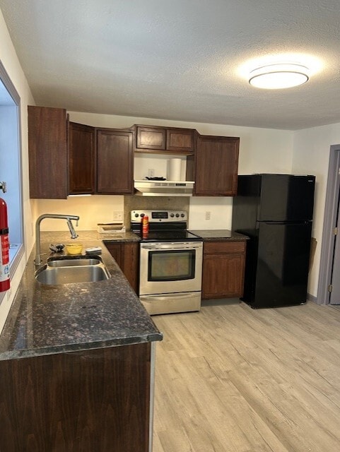 Building Photo - 166 Richards Rd