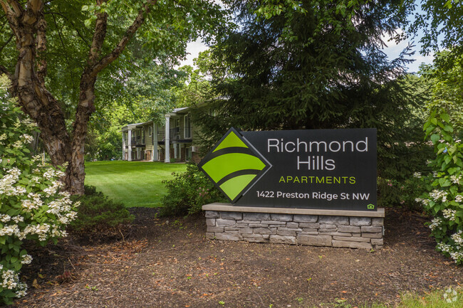  - Richmond Hills Apartments